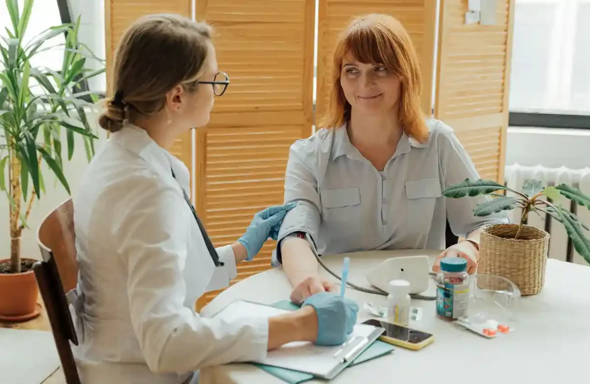 When kids use screens, parents worry about the wrong thing, new study suggests