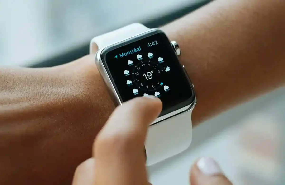 From Smart to Smarter: 10 Gadgets Every Tech Fan Should Own in 2025