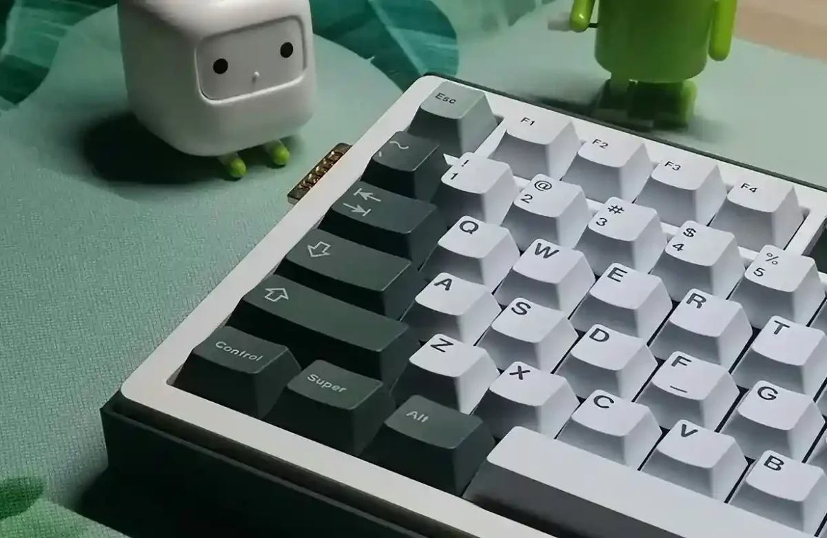 Navigating the Futures: How Culture and Technology on Intersect in Today.